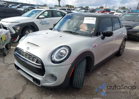 2021 Mini Hardtop Cooper S из США, поврежденный, VIN WMWXU9C06M2P15052